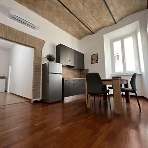 Сasa de vacaciones Starhome Colosseo, Roma